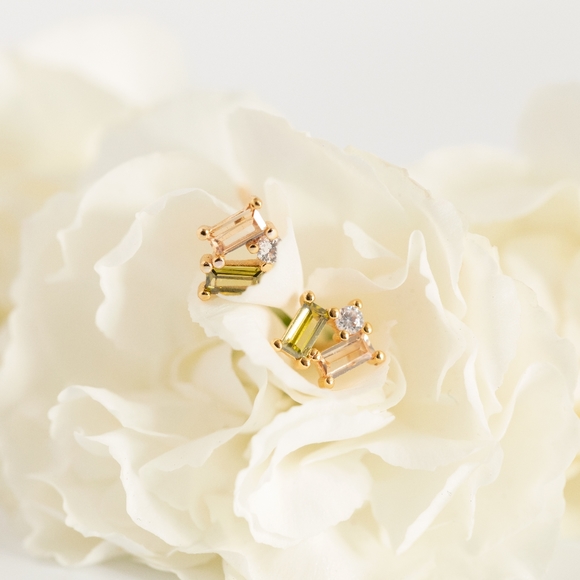 Sophia Stud Earrings (S925) - Picture 2 of 6